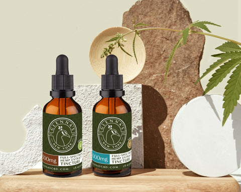 Which-CBD-Tincture-Is-Right-for-You-Explore-Glenna-s-Full-Strength-Flavor-Lineup Glennas CBD